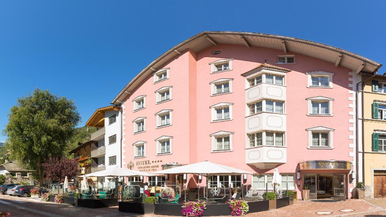 Cityhotel Goldener Adler B&B คีอูซา ภายนอก รูปภาพ